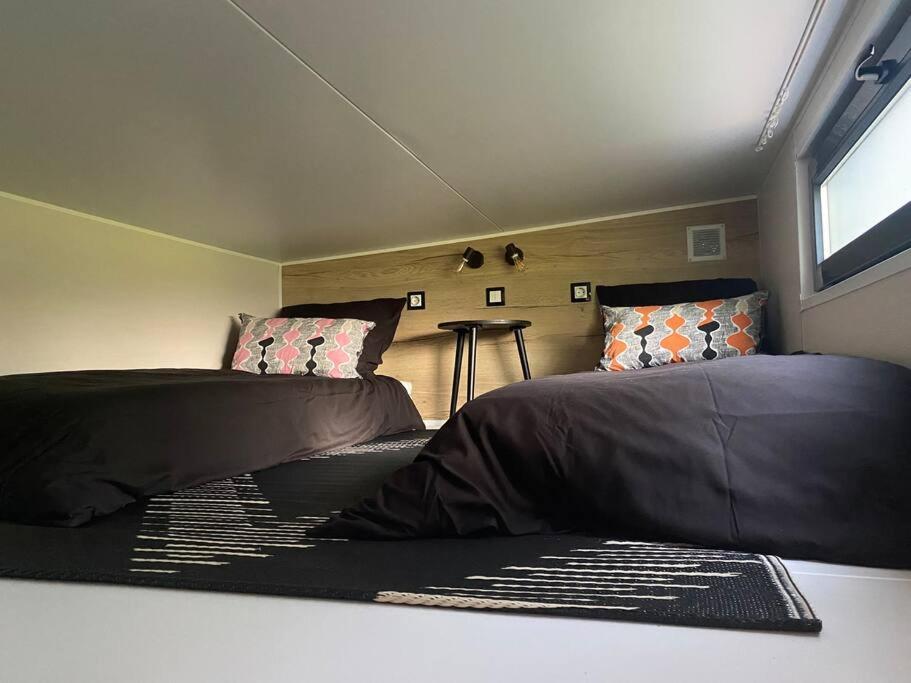 Tiny House Sur Terrain Boise A 10 Mn De La Mer Férel Exterior foto